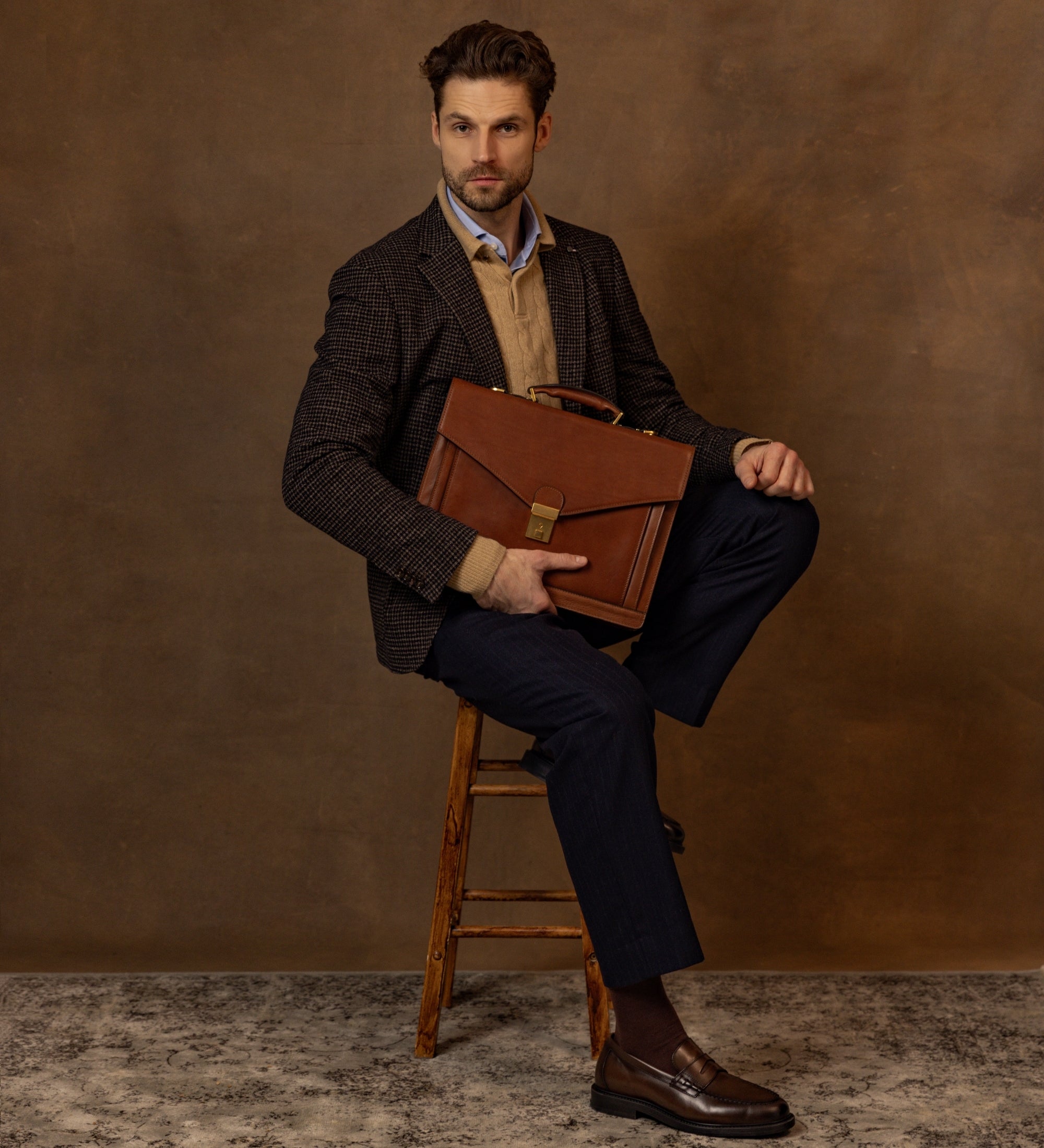 Classic Design Leather Briefcase - The Magus
