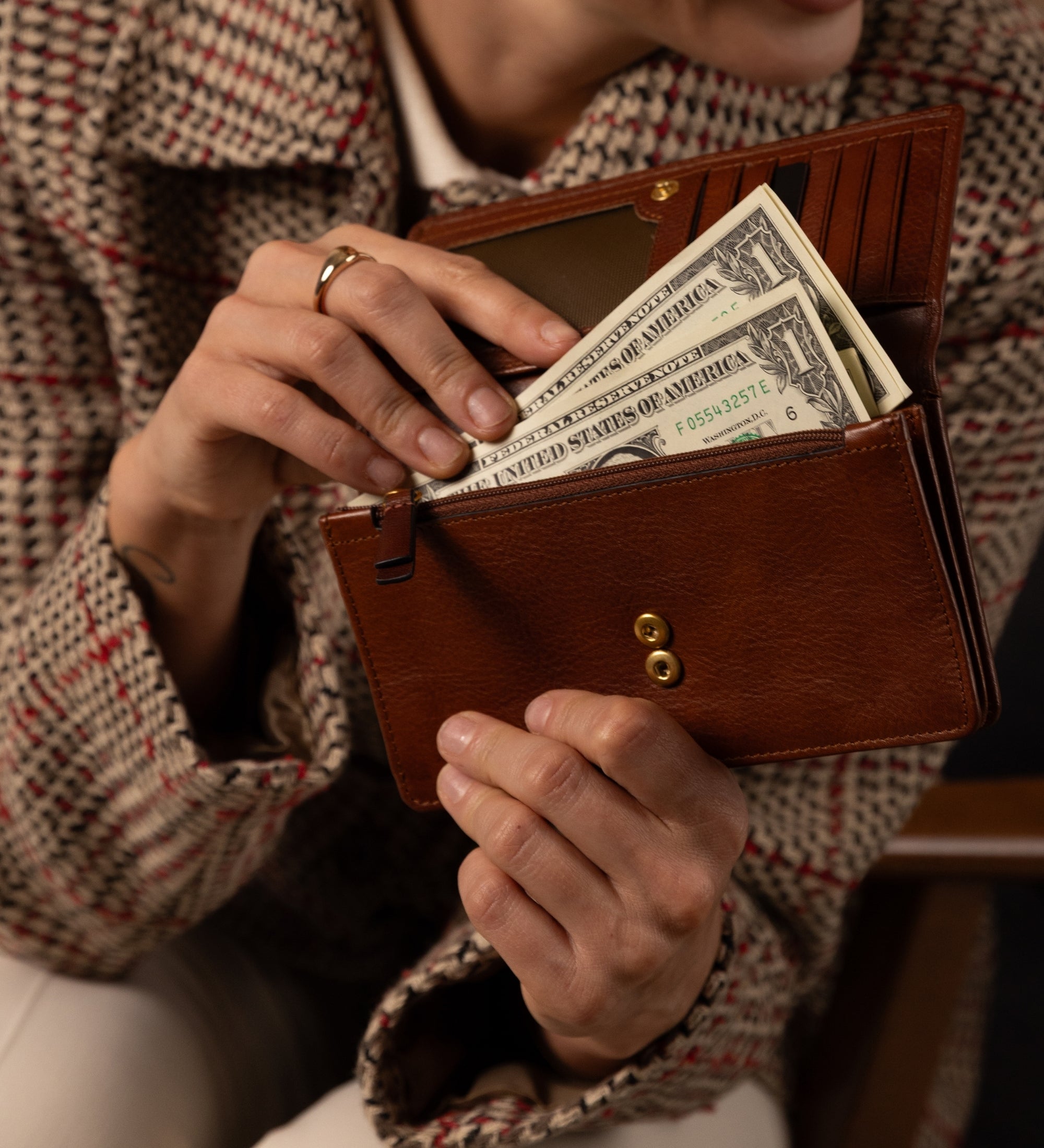 Women’s Leather Continental Wallet - Charade