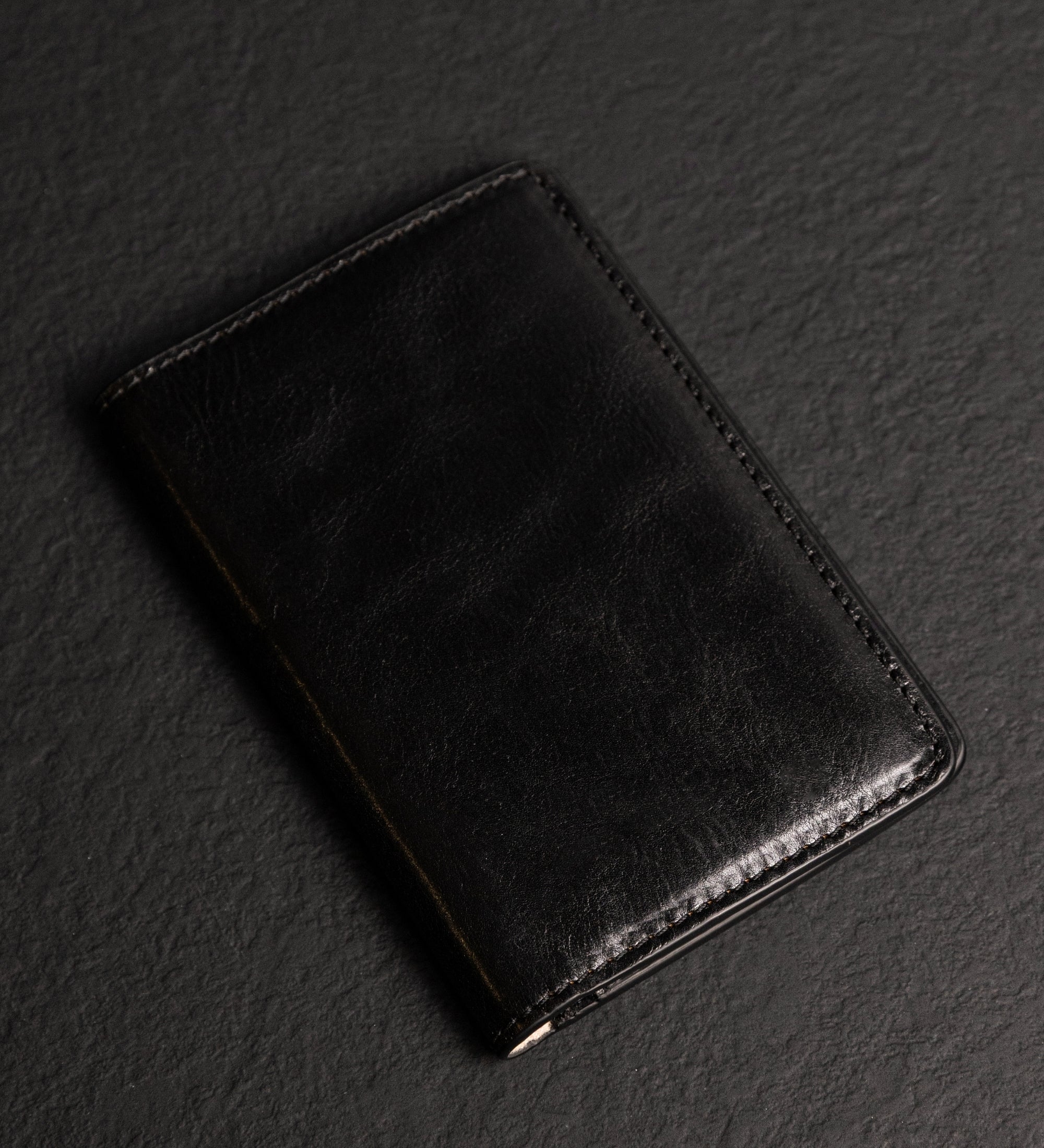 Small Leather Passport Holder - Gulliver's Travels