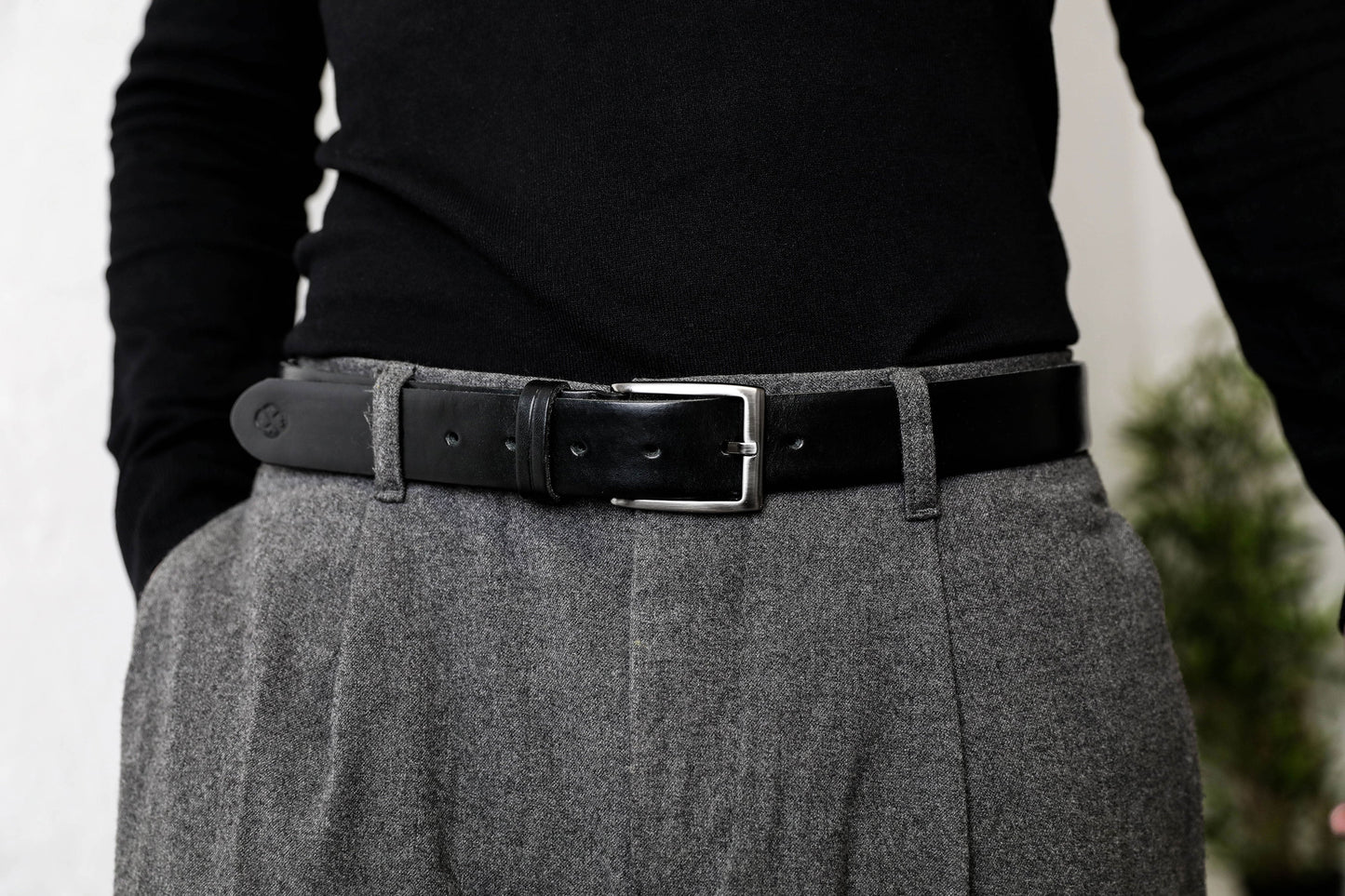 Black Leather Belt - The Secret Agent Accessories Time Resistance