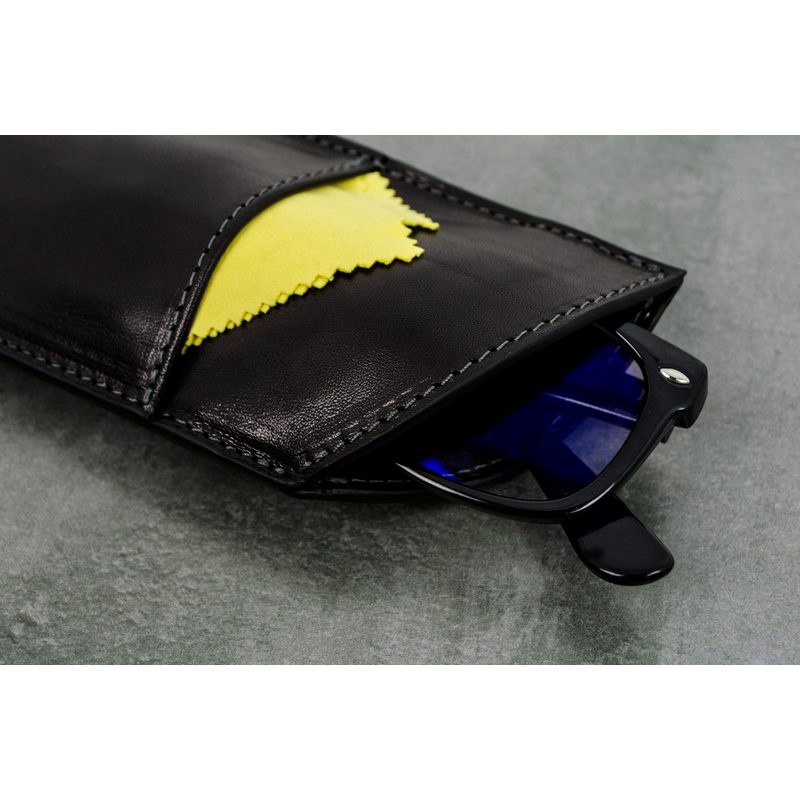 Leather Glasses Sleeve - One Hundred Years of Solitude Accessories Time Resistance