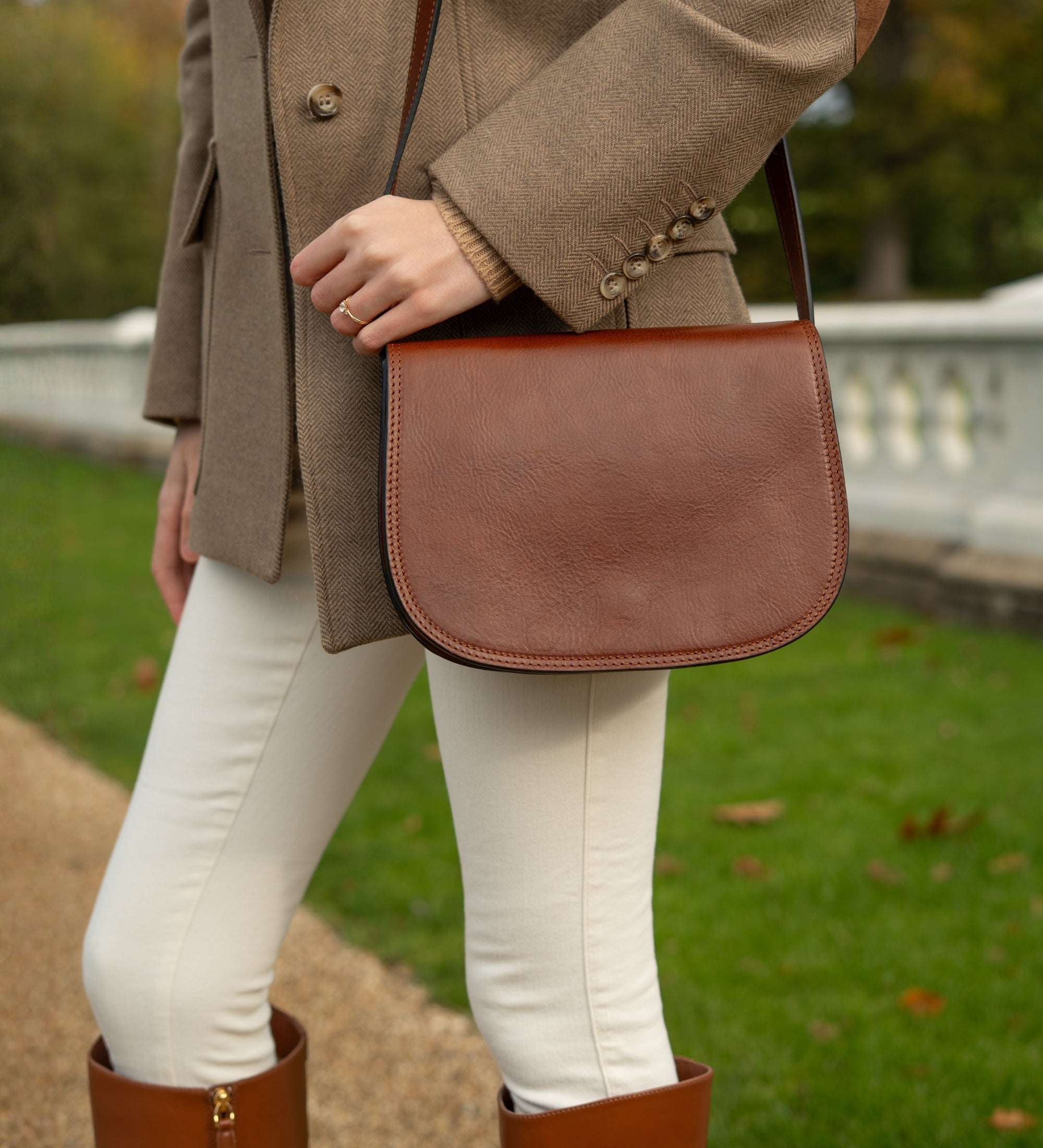 Leather Saddle Bag Cross Body Bag for Women - Moonfleet