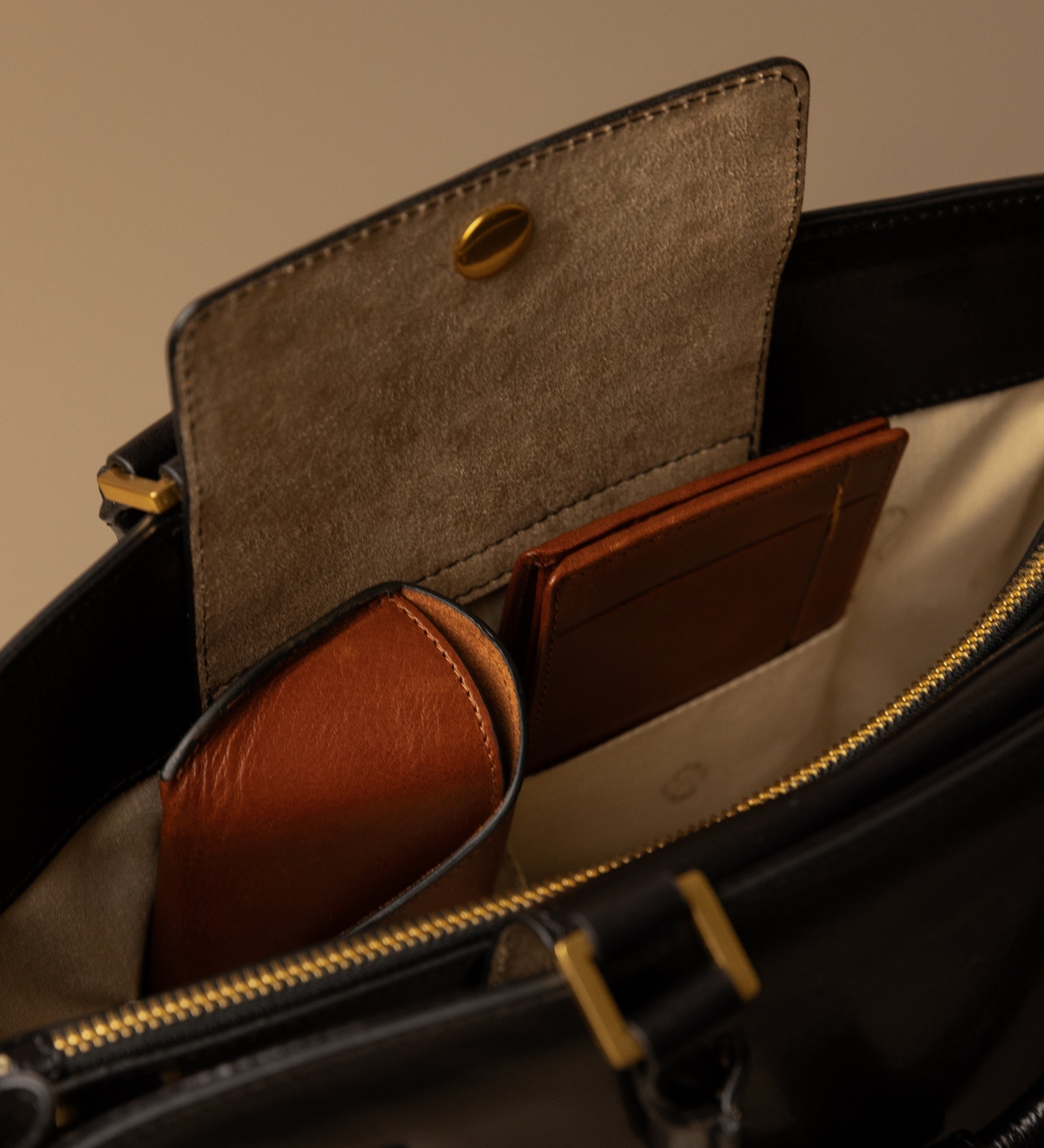 Womens Leather Handbag - Shirley