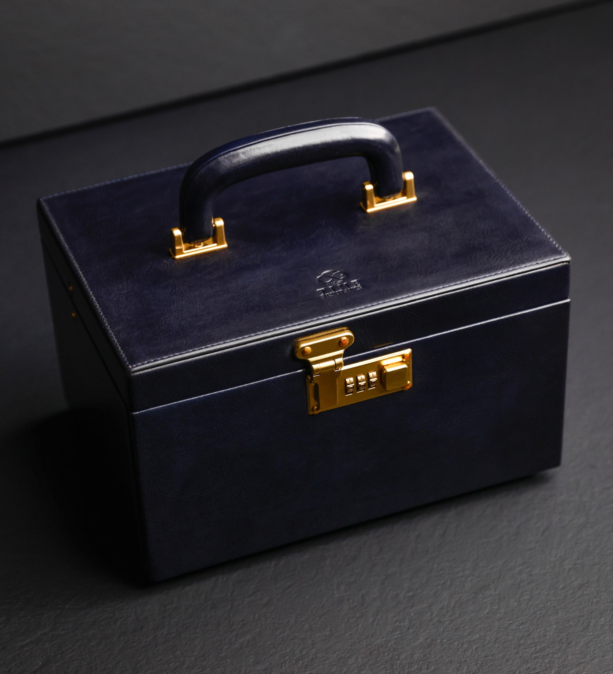 Large Leather Jewelry Box for Women - The Portrait of a Lady