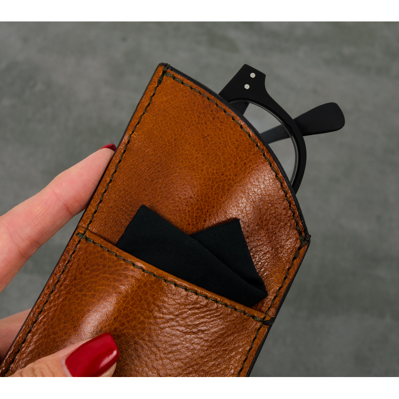 Leather Glasses Sleeve - One Hundred Years of Solitude Accessories Time Resistance