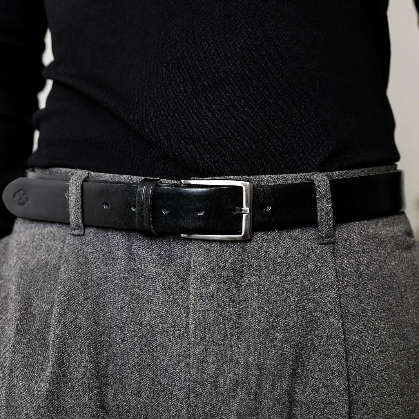 Black Leather Belt - The Secret Agent Accessories Time Resistance