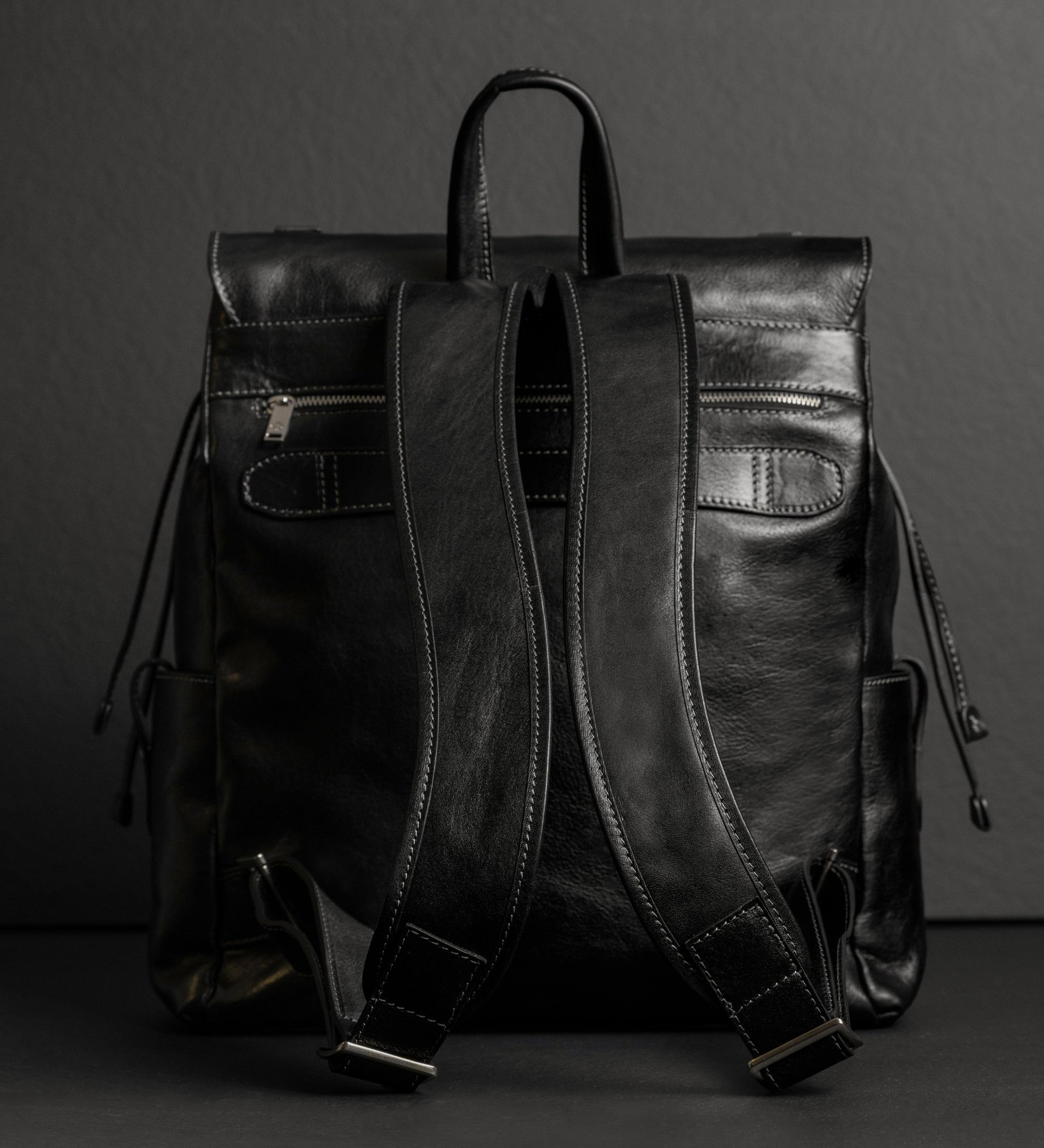 Leather Backpack - The Good Earth