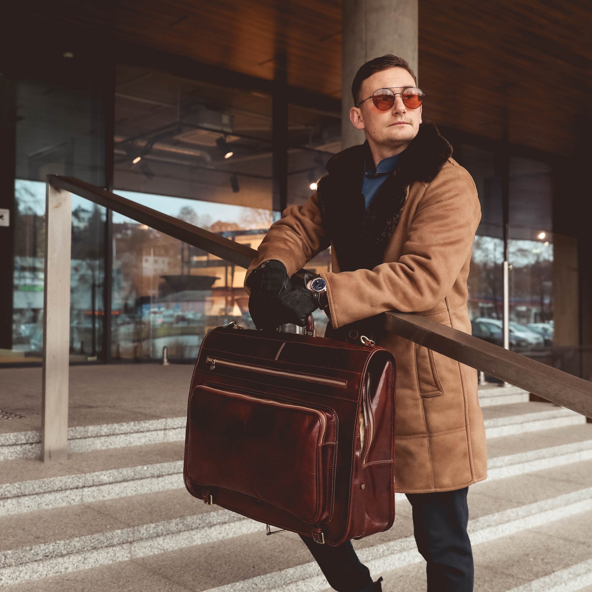 Big brown outlet leather bag