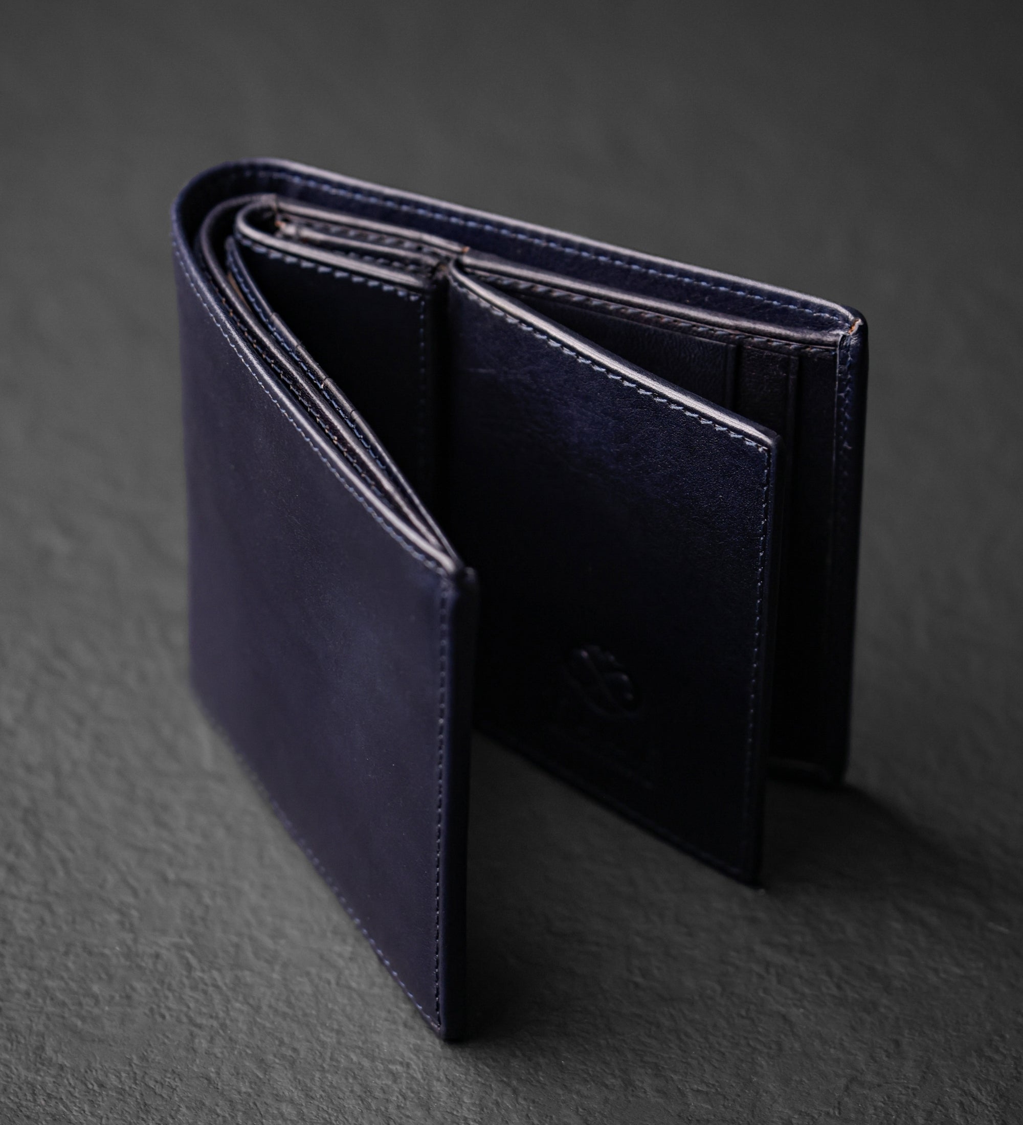 Leather Bifold Wallet - Daniel