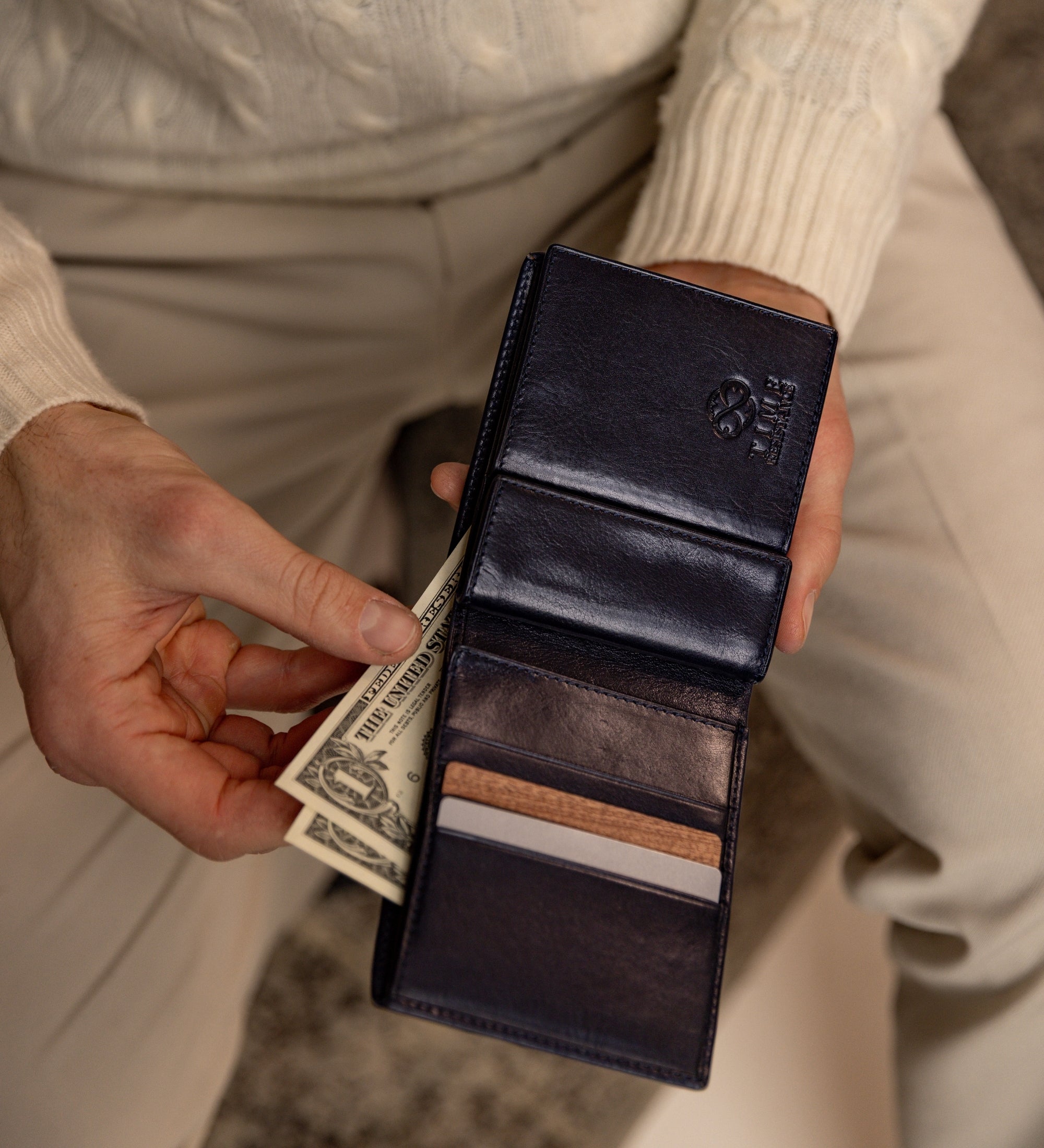 Leather Bifold Wallet - Daniel