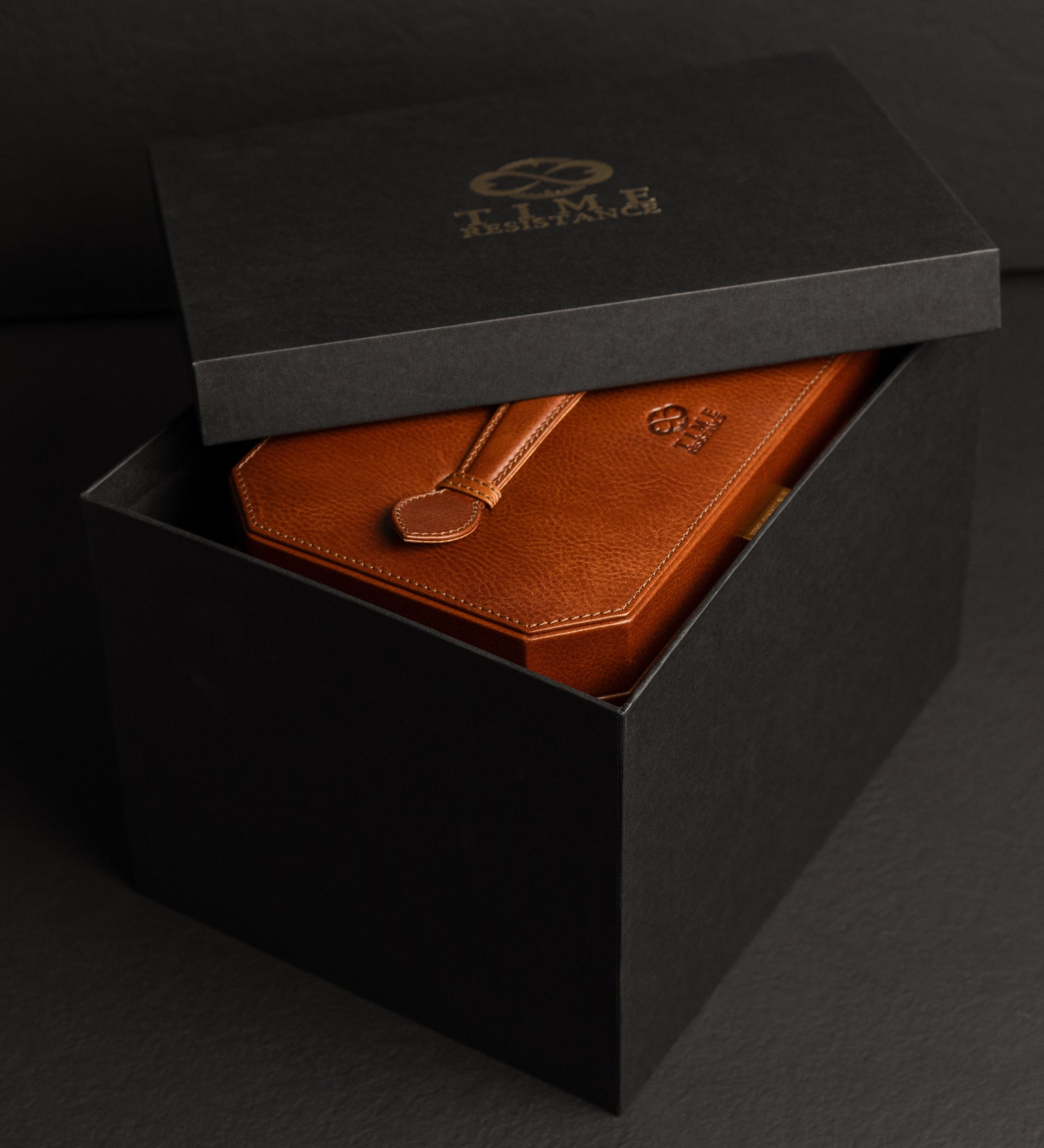 Large Leather Jewelry Box for Women - A Handful of Dust