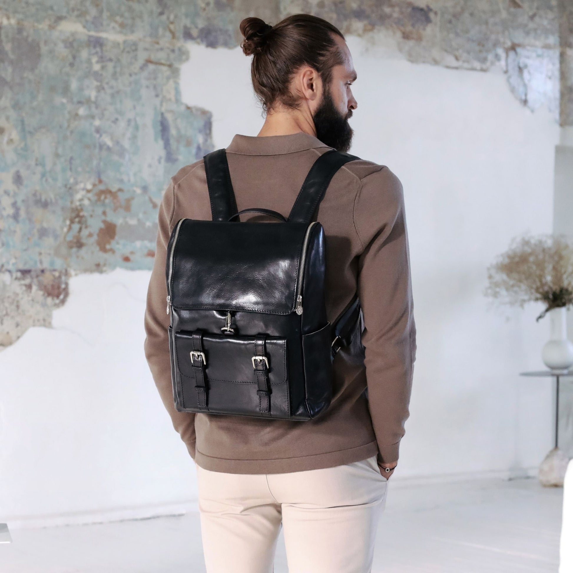 Large Leather Backpack - The Odyssey Backpack Time Resistance   