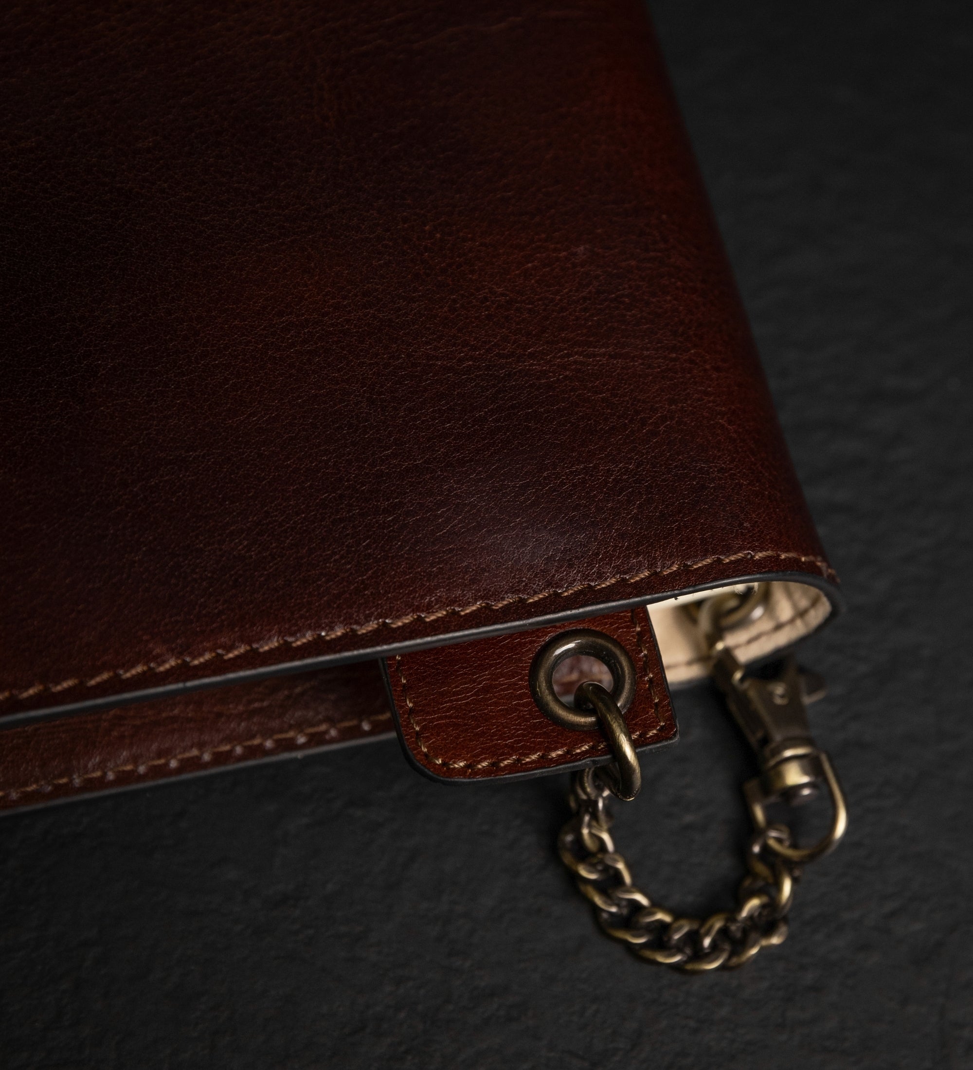 Leather Journal with Refillable A5 Notepad - The Diary of a Nobody