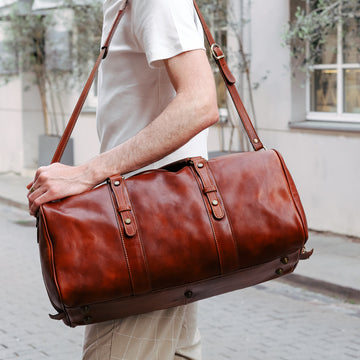Classic Leather Weekender Bag - Sartolane